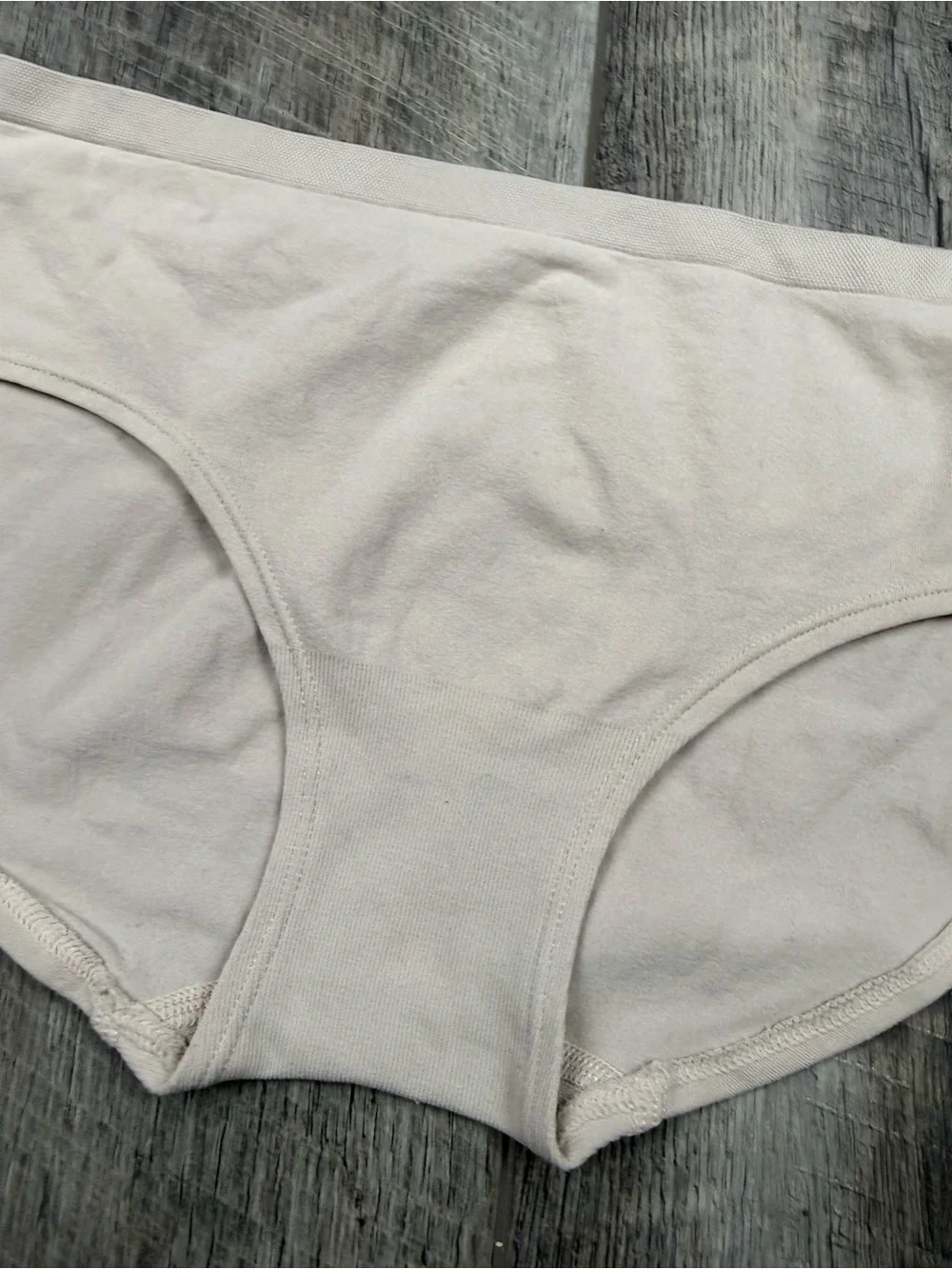 VS Cream‎ Hipster Underwear